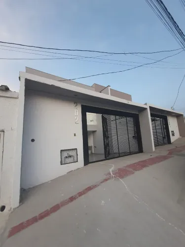 Casa de 03 quartos à venda no Vila das Flores