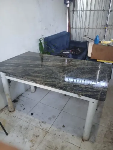 Mesa de Mármore