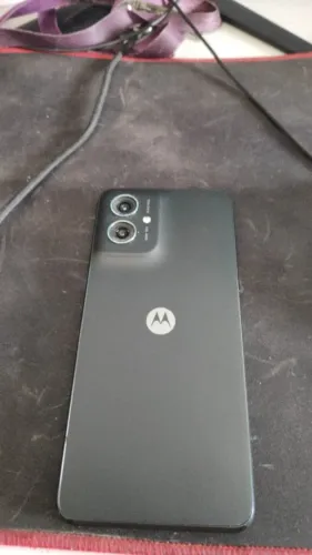 Moto g55 5g 256gb de memoria, com tela quebrada