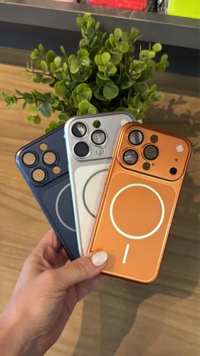 Capa que imita Iphone 17 Pro Max