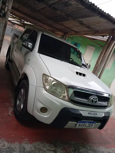 Toyota Hilux CD SRV D4-d 4X4 3.0 TDI Diesel AUT 2009