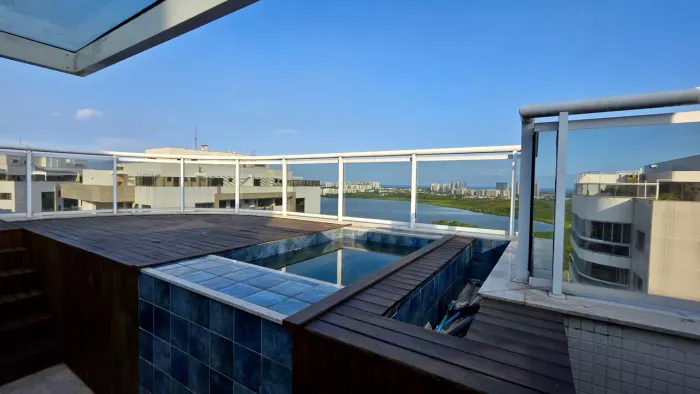 COBERTURA DUPLEX COM 3 SUÍTES NO VIURE - ILHA PURA - BARRA DA TIJUCA