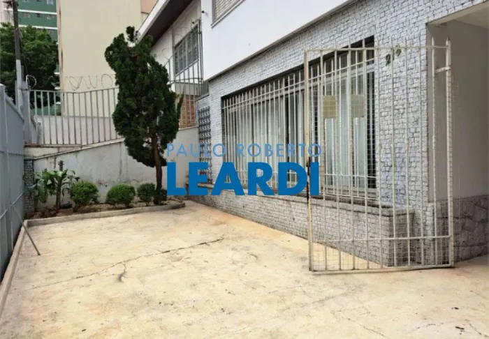 CASA ASSOBRADADA - PERDIZES - SP