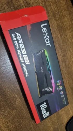 Memória RAM Lexar Ares RGB DDR4 16GB 3600MHz - Na Caixa / Impecável