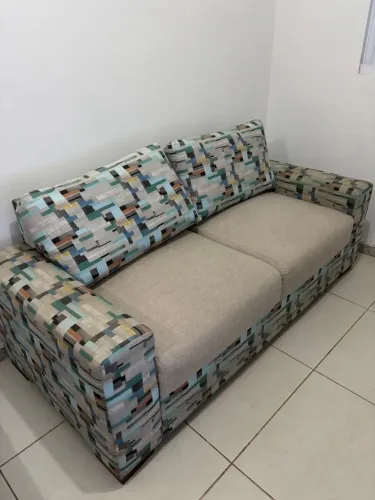 Sofá 2 lugares pouco usado em perfeito estado de conservação