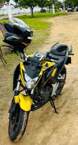 Moto de garagem e de procedência