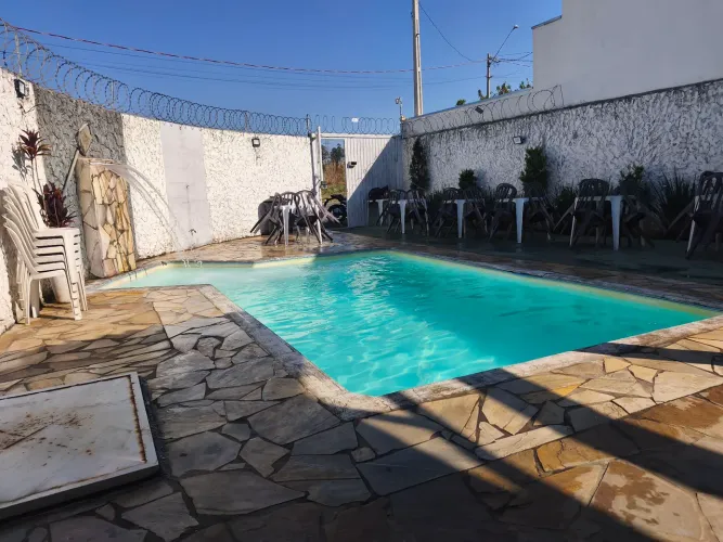 Vendo e  troco por Apartamento 
