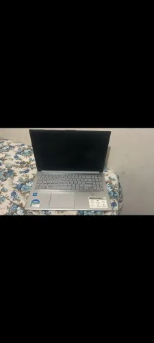 Vende-se notebook Asus semi-novo 