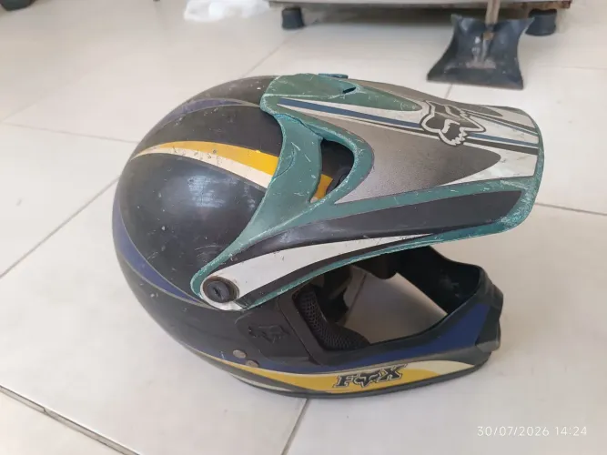 CAPACETE PARA TRILHA FOX
