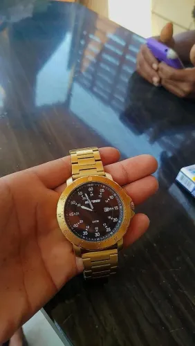 VENDO RELÓGIO BANHADO ORIGINAL MORMAII APROVA DE ÁGUA COM CALENDÁRIO MARCADOR 350,00