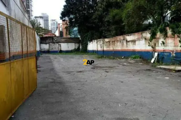 Terreno à Venda na Vila Olímpia - São Paulo-SP 400m² de Área