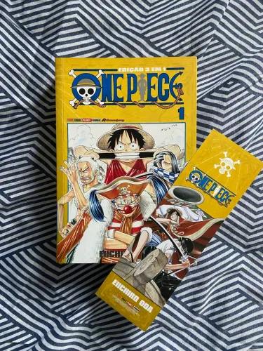 Mangá de One Piece volume 1 edição 3 em 1
