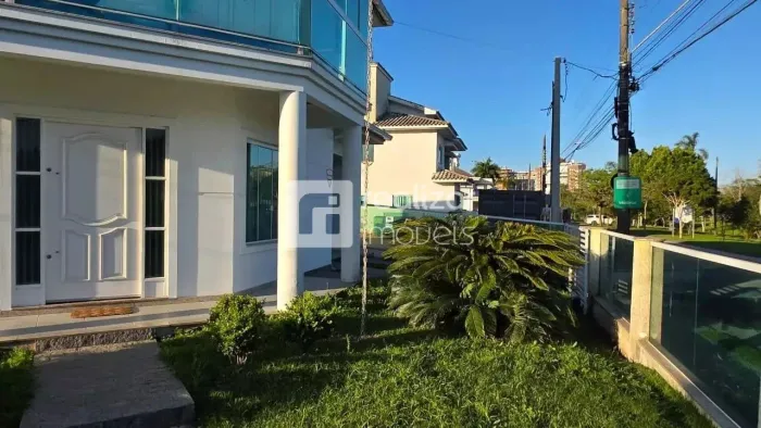 Casa 4 quartos no bairro Pedra Branca, Palhoça