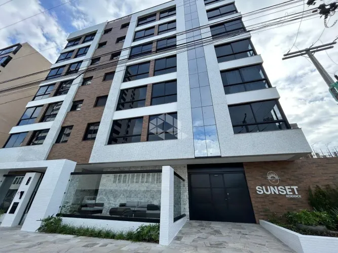 Apartamento com 2 quartos e uma vaga de garagem em Tramandaí.