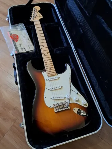 Guitarra Fender Stratocaster American Special c/ Nota Fiscal