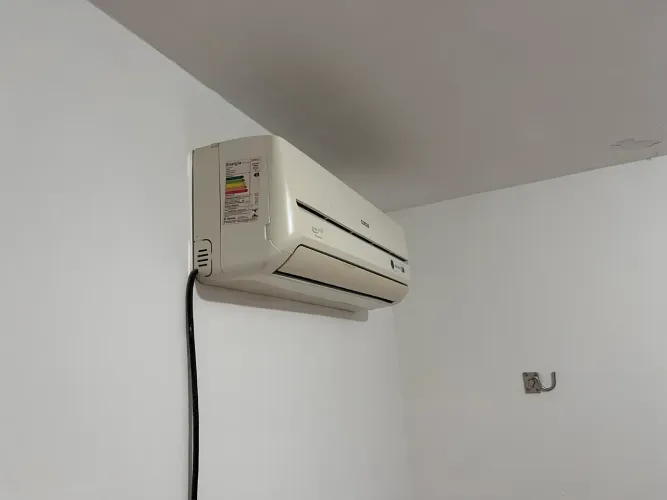 Ar Condicionado 12.000btu 220