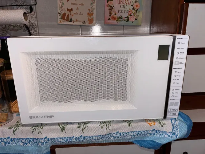 Vende-se microondas Brastemp 