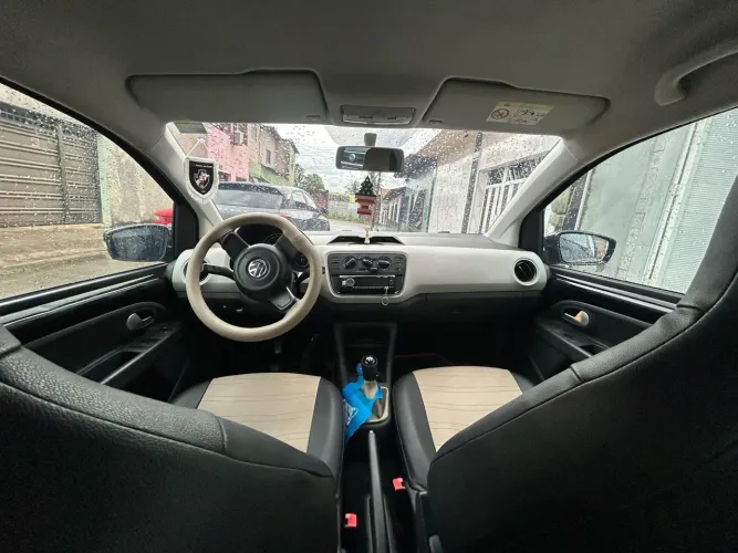 Volkswagen Up! Move 1.0 T. Flex 12V 3P 2015