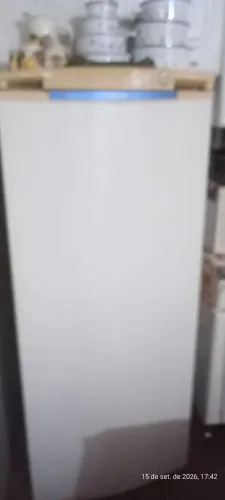 Geladeira semi nova