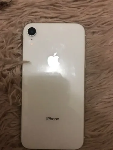 iPhone XR - 128gb