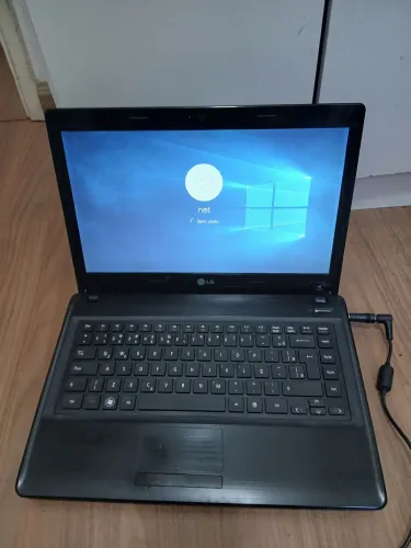 Notebook  lg core i3 4gb hd 320gb 