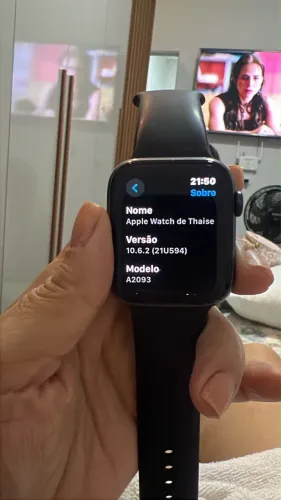 Apple Watch Série 4 - 40mm GPS - Impecável + Pulseira