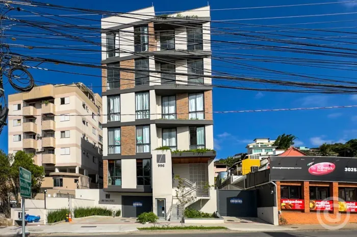 Apartamento novo no bairro Pantanal, em Florianópolis