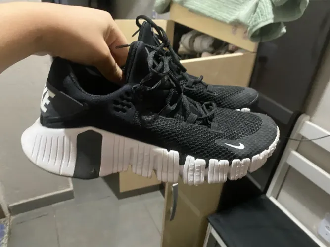 Tênis Metcon 4