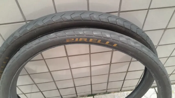 Par de Pneus para bicicleta aro 29 com camara usado