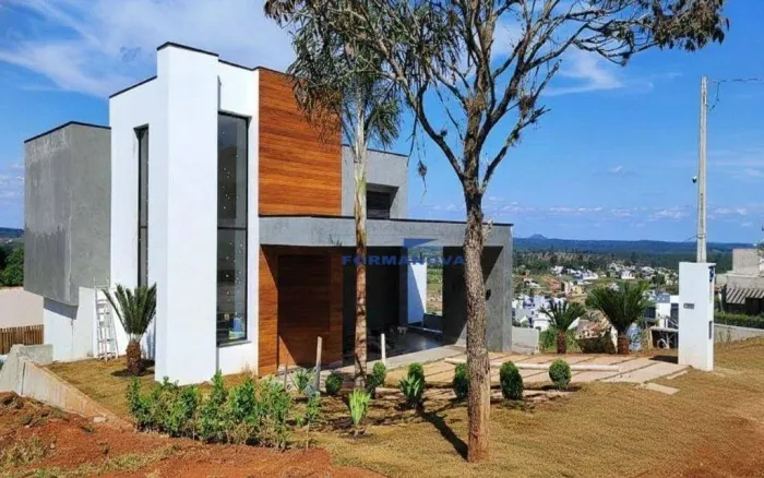 Ninho Verde II, casa com 2 suítes e linda vista à venda, 260 m² por R$ 1.700.000 - Pardinh