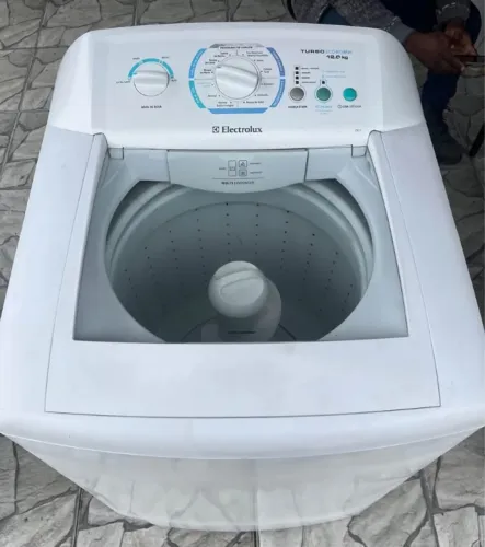 MÁQUINA DE LAVAR ROUPAS ELECTROLUX 12 KG COM GARANTIA