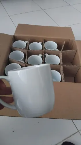 20 canecas por R$180,00