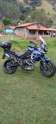 Tiger 800 ano 2019 já equipada para viagem