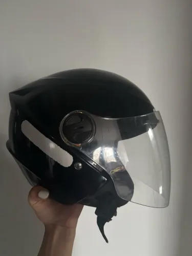 Capacete