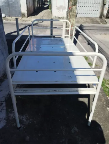Cama hospitalar