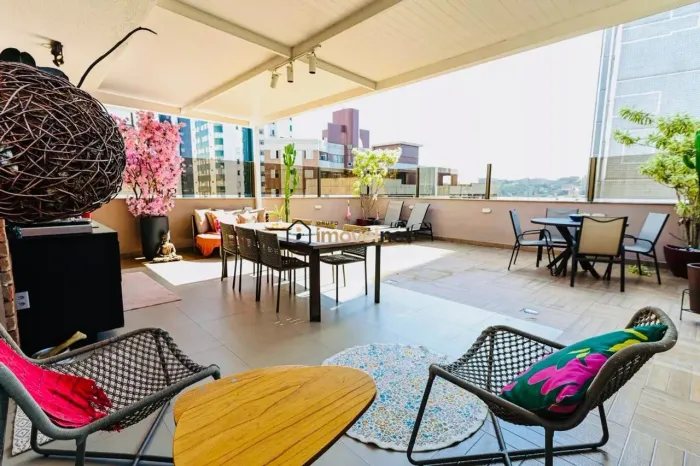 Cobertura 4 Quartos 250m² | 3 Vagas Livres | Alto Padrão