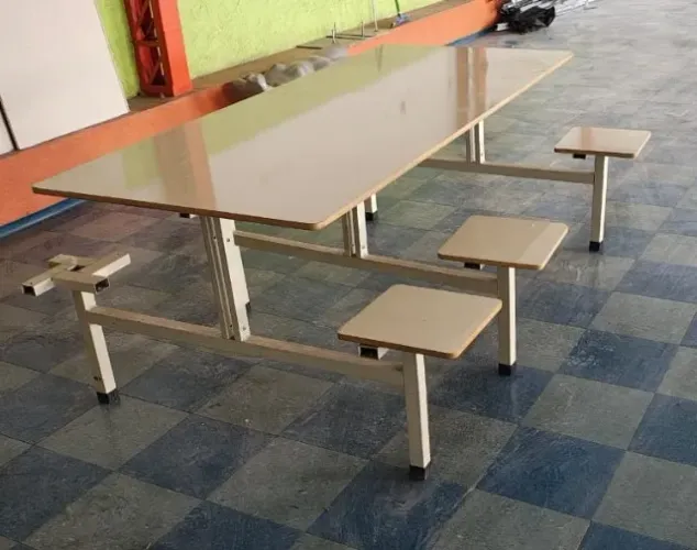 Mesa de Refeitório