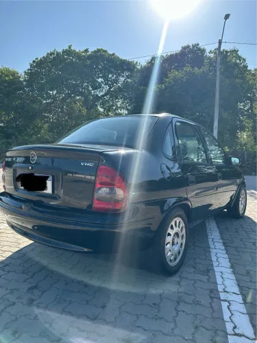 Chevrolet Corsa SED Class.spirit 1.0/1.0 Flexpower (álcool) 2005