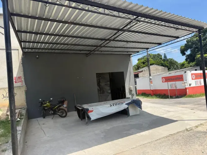 Galpao comercial Sepetiba, Estrada de Sepetiba valor 450 000.00 escutasse contra propos