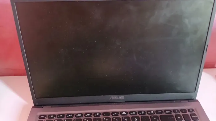 Vende-se notebook Asus