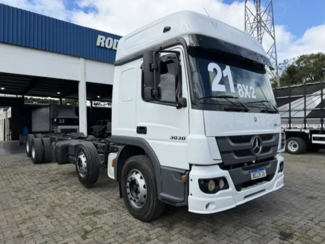 MERCEDES-BENZ ATEGO 3030 8x2 2p (diesel)(E5)