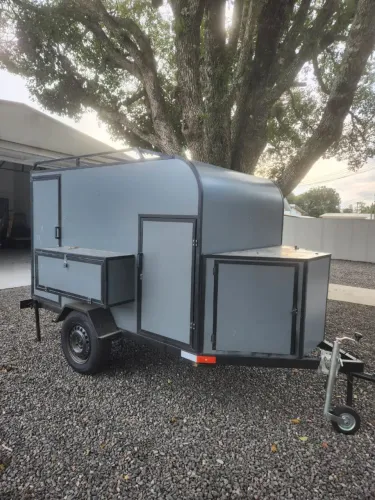Trailer camping 2,50x1,50x1,50 para montar.