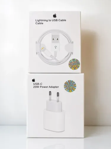 Fonte e cabo iPhone