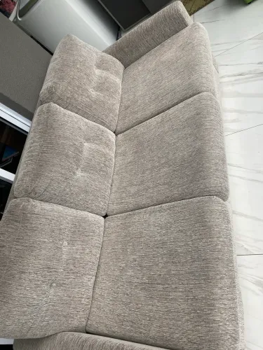 SOFÁ-CAMA - CONFORTÁVEL E PRÁTICO