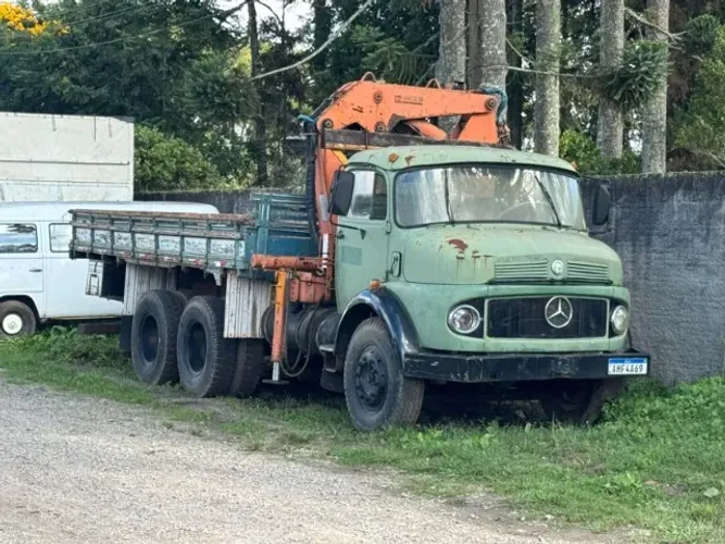 Vendo este MB 2213 6x4 Traçado c/ Munck 20ton 2H e 2M Motor 352 Novo Dirt c/ Prop Curitiba