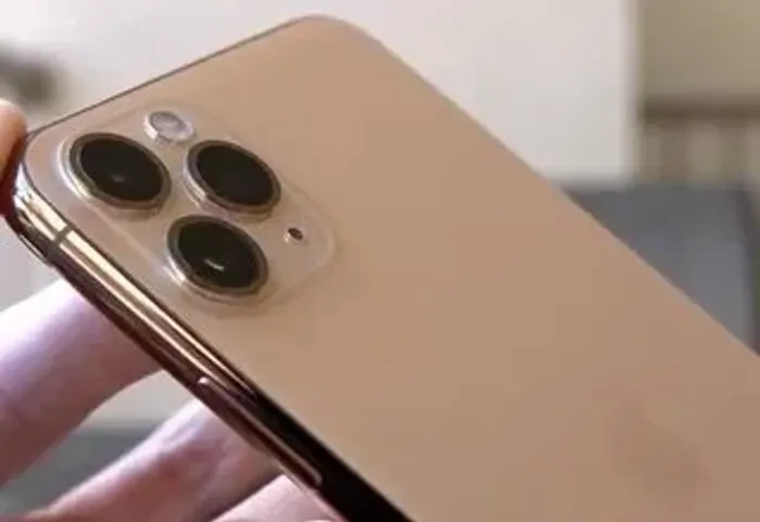 iPhone 11 Pro Max 128gb completo