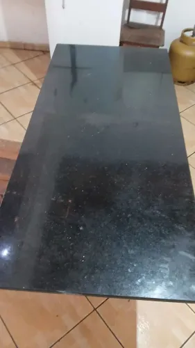 Pedra de granito em ótimo estado e um tanque de porcelana para venda
