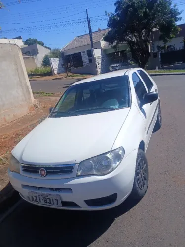 Fiat Palio Celebration 1.0 Fire Flex 8V 4P 2015