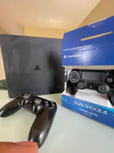 Ps4 slim 1 tb