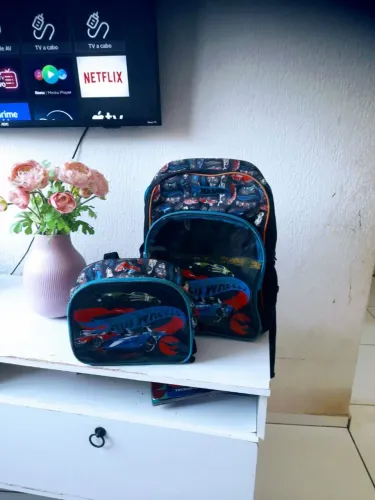 Vendo pouco tempo de uso